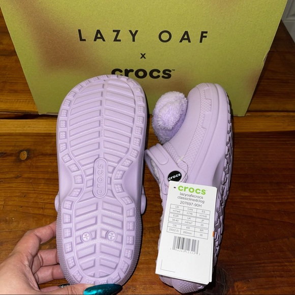 Crocs x Lazy Oaf Edition - Picture 2 of 7